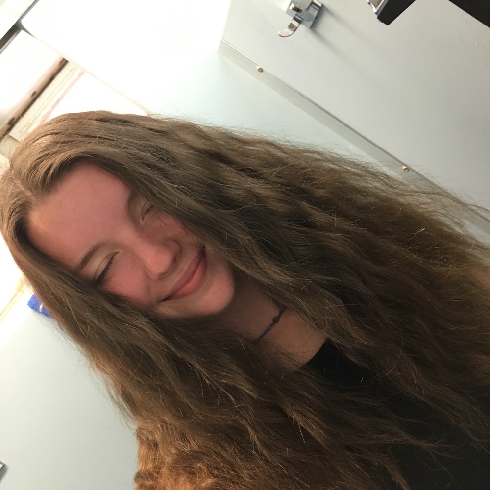 Meet your Posher, Chloe